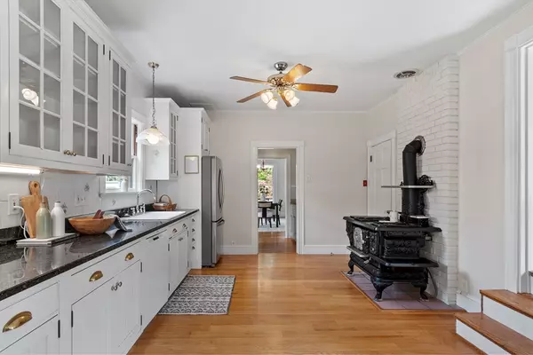 Wakefield, MA 01880,31 Morrison Road