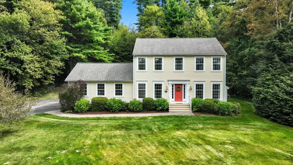 Sturbridge, MA 01566,18 South Road