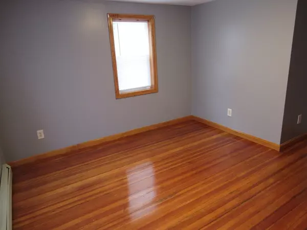 Gardner, MA 01440,390 Pleasant St #0
