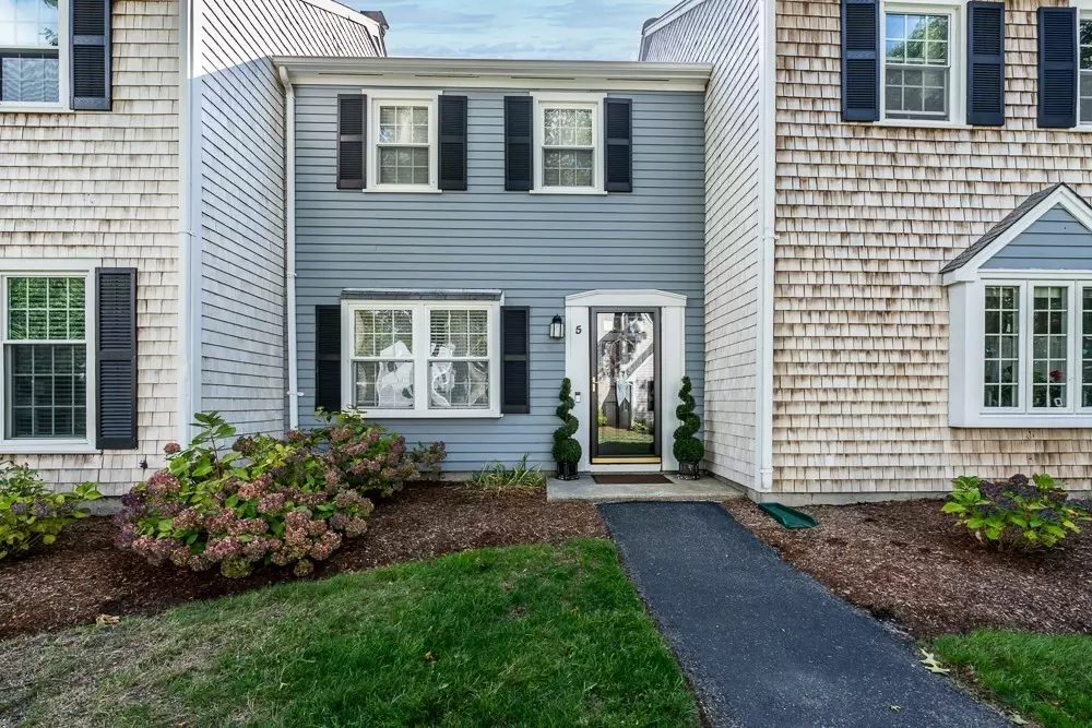 Yarmouth, MA 02673,441 Buck Island Rd #E5