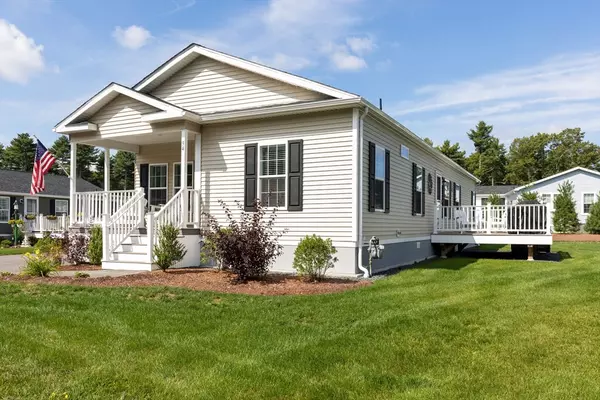 Taunton, MA 02780,94 Sycamore Lane