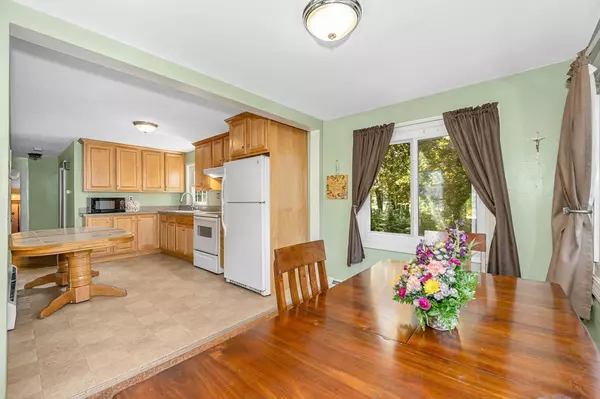 Lunenburg, MA 01462,41 White St