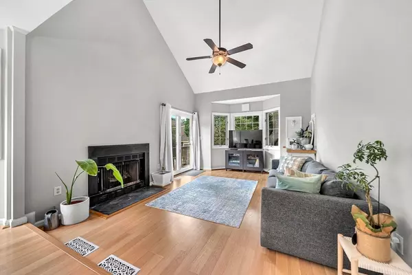 Hopkinton, MA 01748,5 Weybridge Lane #5