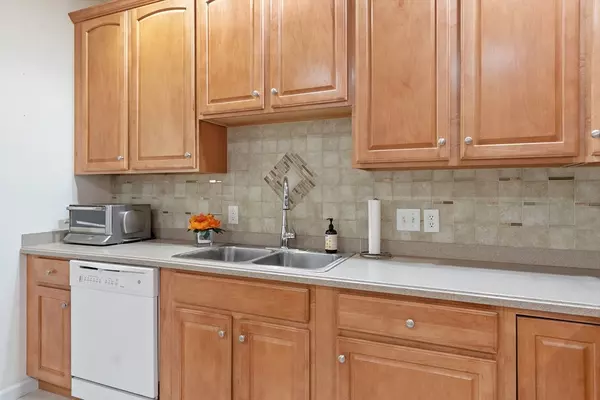 Andover, MA 01810,170 Haverhill Street #138