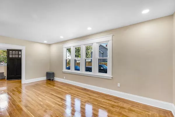 Springfield, MA 01108,52 Eldridge St
