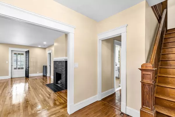 Springfield, MA 01108,52 Eldridge St