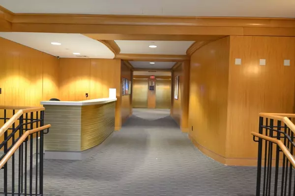 Boston, MA 02215,75 Peterborough #103