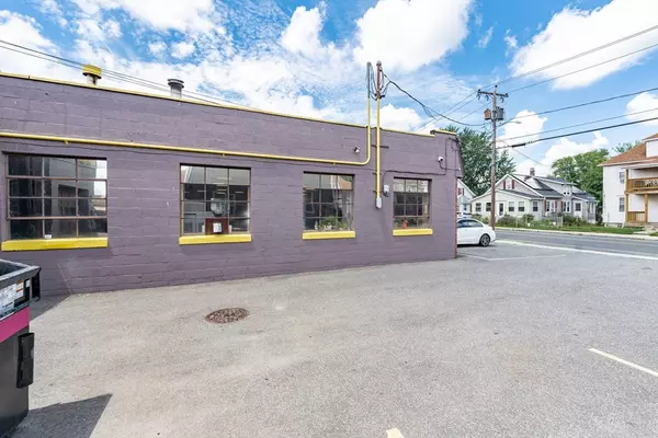 West Springfield, MA 01089,52 Baldwin St