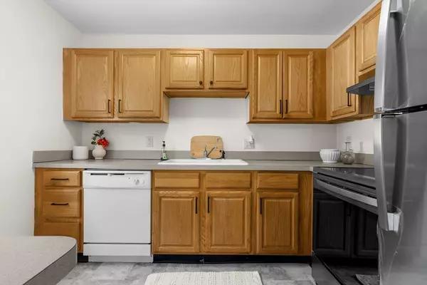 Norwood, MA 02062,232 Rock St #232