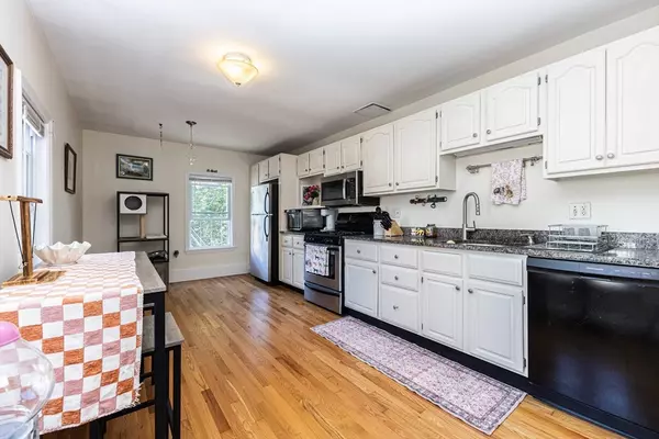 Boston, MA 02127,13 Vinton St #3