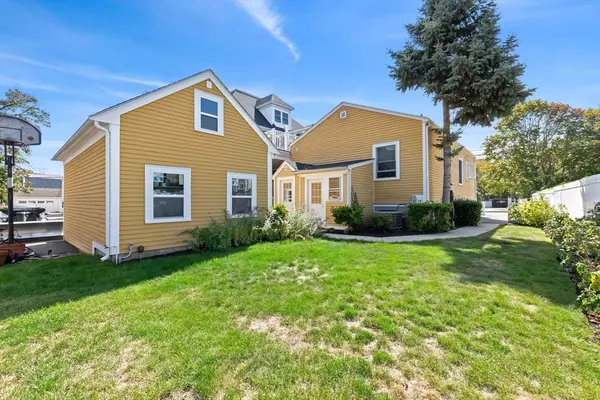 Danvers, MA 01923,48 High St #A