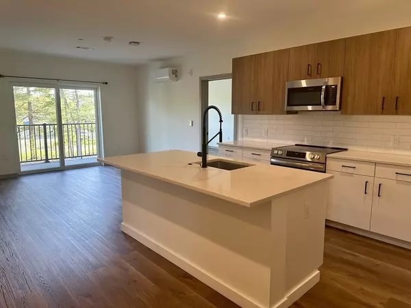 Wilmington, MA 01887,203 Lowell St #105