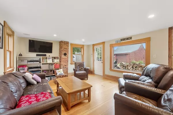 Andover, MA 01810,21 Rocky Hill Road