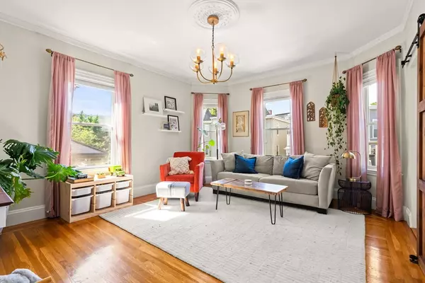 Boston, MA 02130,93 Wenham St #2