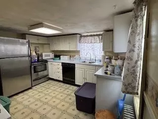 Woburn, MA 01801,11 Hovey Street