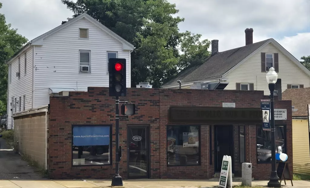 Canton, MA 02021,651 Washington St