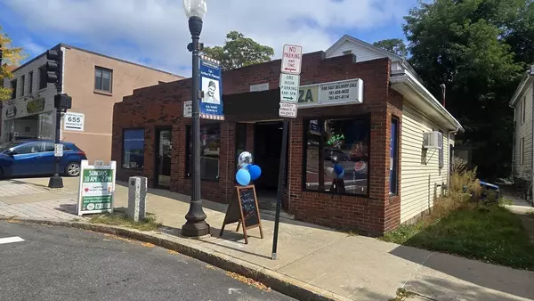 Canton, MA 02021,651 Washington St