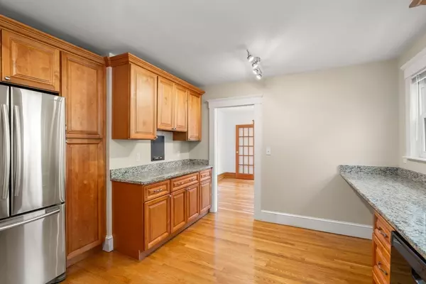 Newton, MA 02465,21-23 Noble St