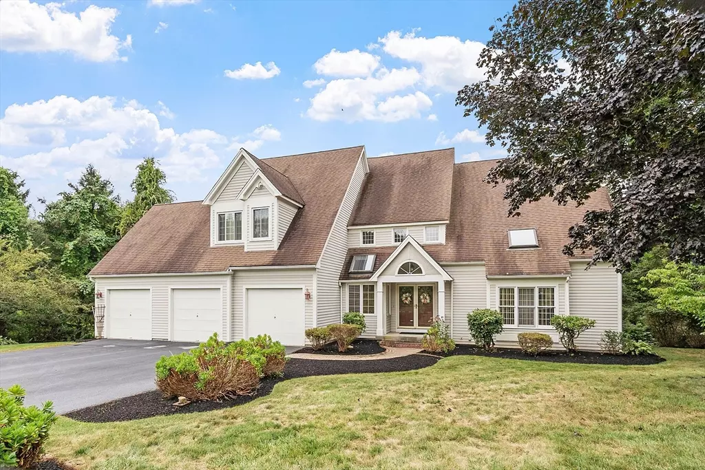 Hudson, MA 01749,8 Abigail Drive