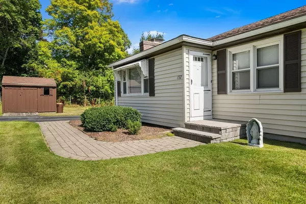 Foxboro, MA 02035,132 S High St