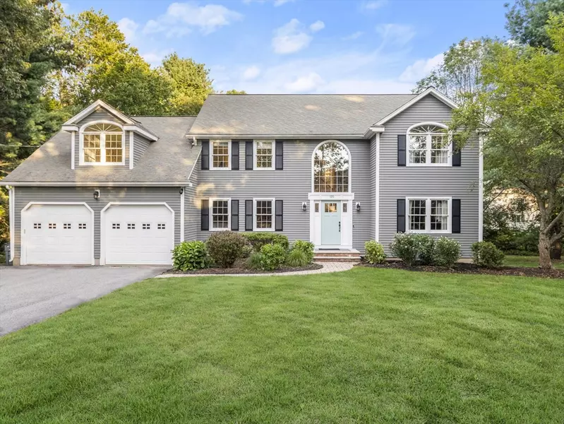 120 Gray St, North Andover, MA 01845