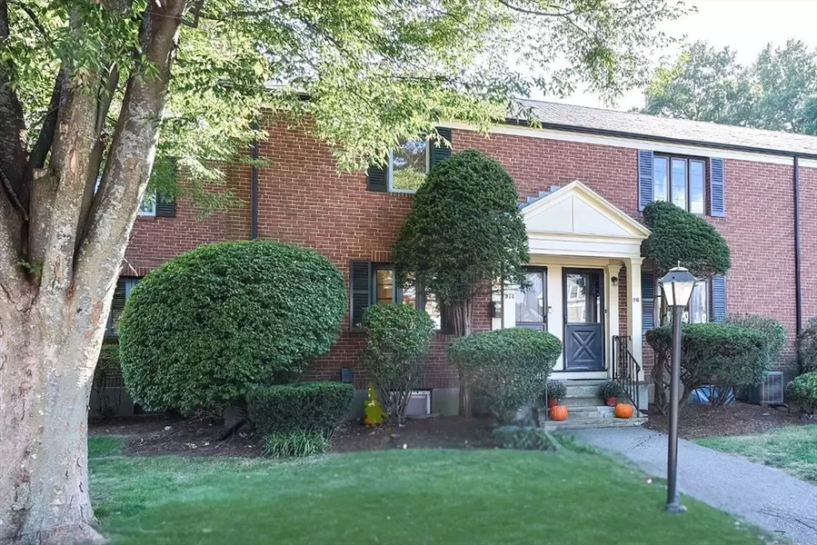 914 Belmont St #914, Watertown, MA 02472