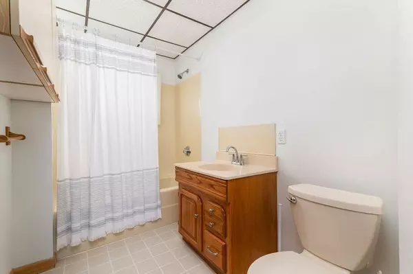 Brockton, MA 02302,45 Thatcher St #3