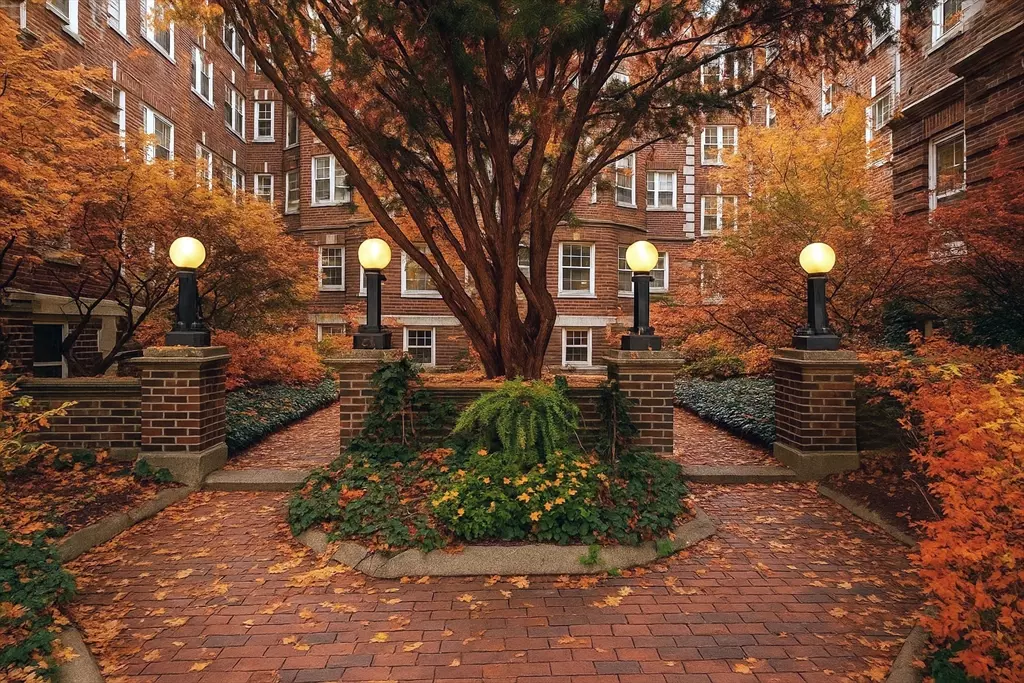 Cambridge, MA 02138,43 Linnaean Street #42A