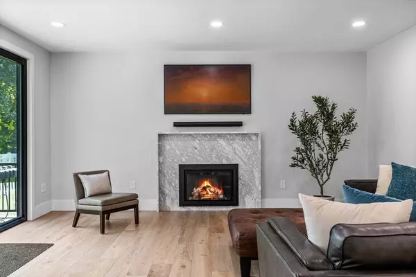 Lexington, MA 02420,83 Winter St