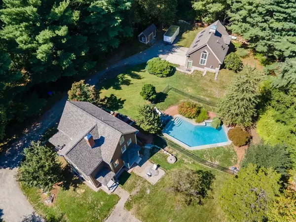 Westwood, MA 02090,1 Laura Lane