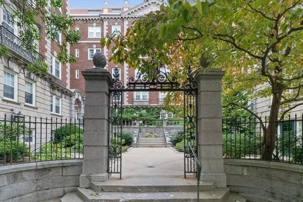 3 Arlington St #52, Cambridge, MA 02140