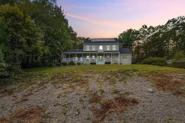 Plainville, MA 02762,10 Cliff Drive