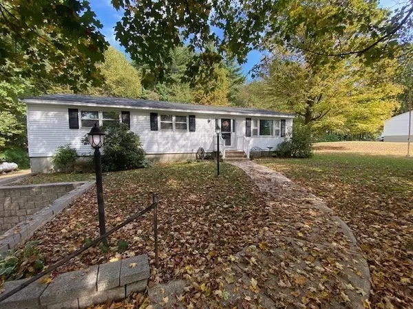 92 Dracut Road, Hudson, NH 03051