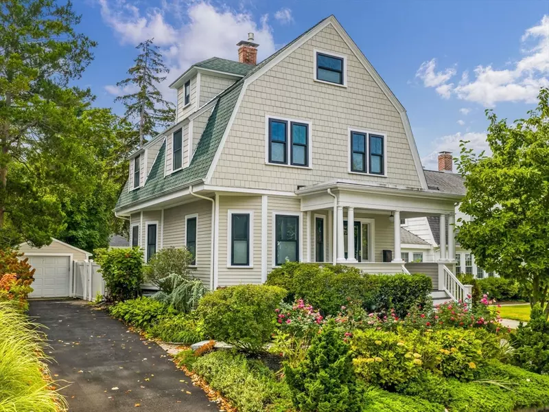 51 Wren St, Boston, MA 02132