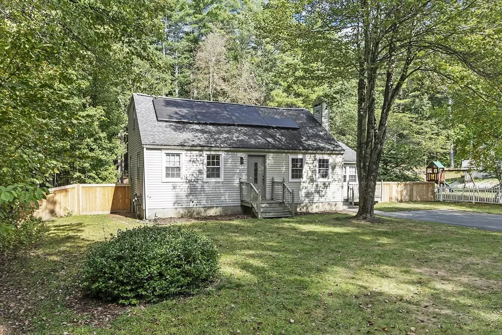 Townsend, MA 01469,6 Shirley Rd