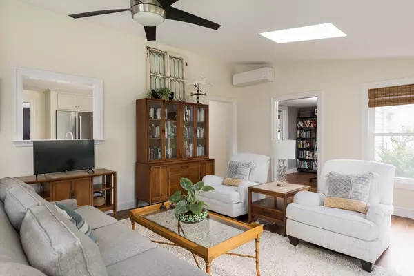 East Providence, RI 02916,27 Gertrude Ave