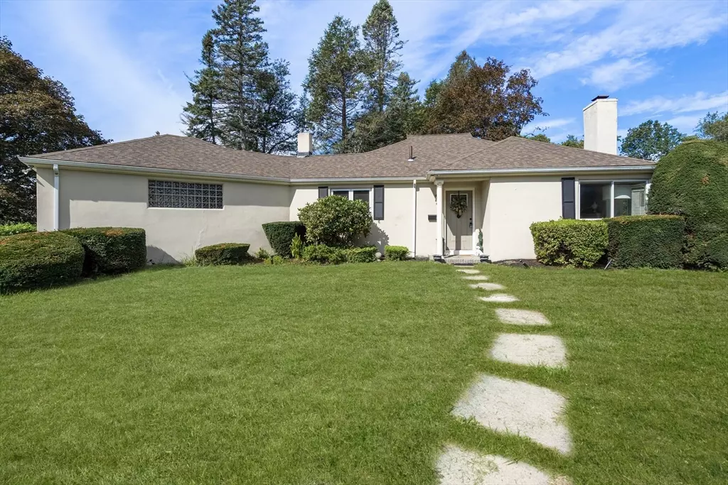 Worcester, MA 01602,5 Claridge Dr