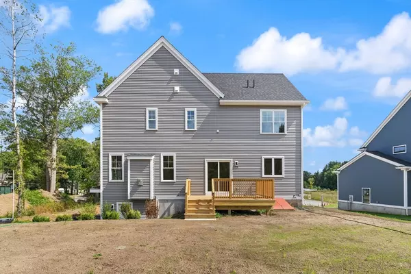 Georgetown, MA 01833,66  2 Parish Rd.