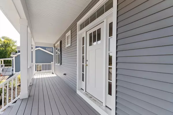 Georgetown, MA 01833,66  2 Parish Rd.