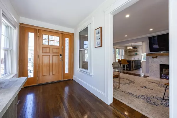 Winthrop, MA 02152,44 Birch Road