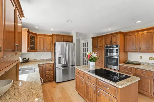 Sudbury, MA 01776,14 Frost Ln