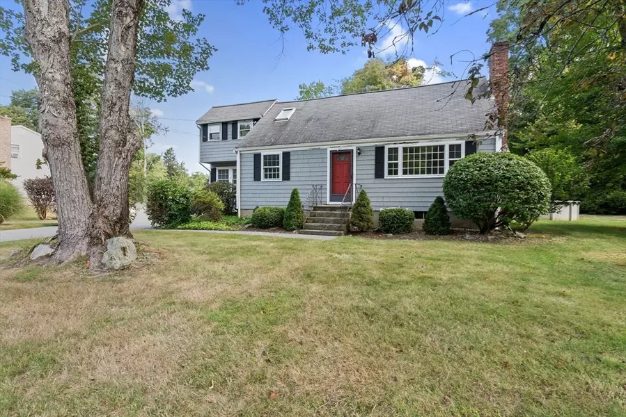 10 Noyes Rd, Georgetown, MA 01833