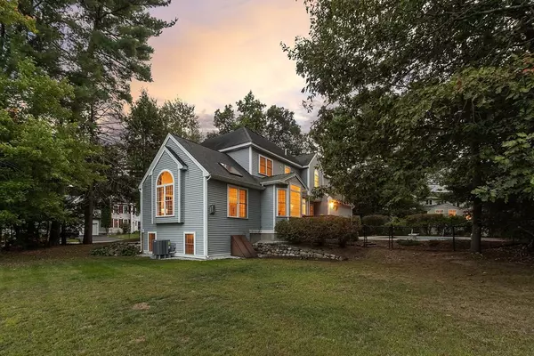 Westford, MA 01886,4 Casie Lane