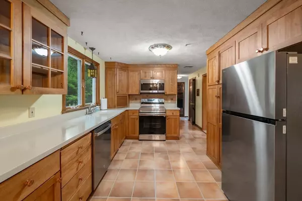 North Reading, MA 01864,25 Marshall Street