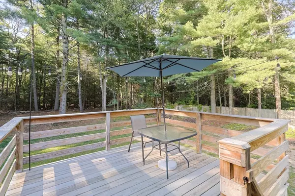 Hanson, MA 02341,144 Woodbine Ave