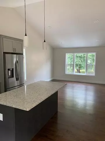 Dartmouth, MA 02747,63 Brandt Ave