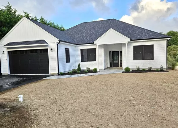 Westport, MA 02790,2 Mackady Court