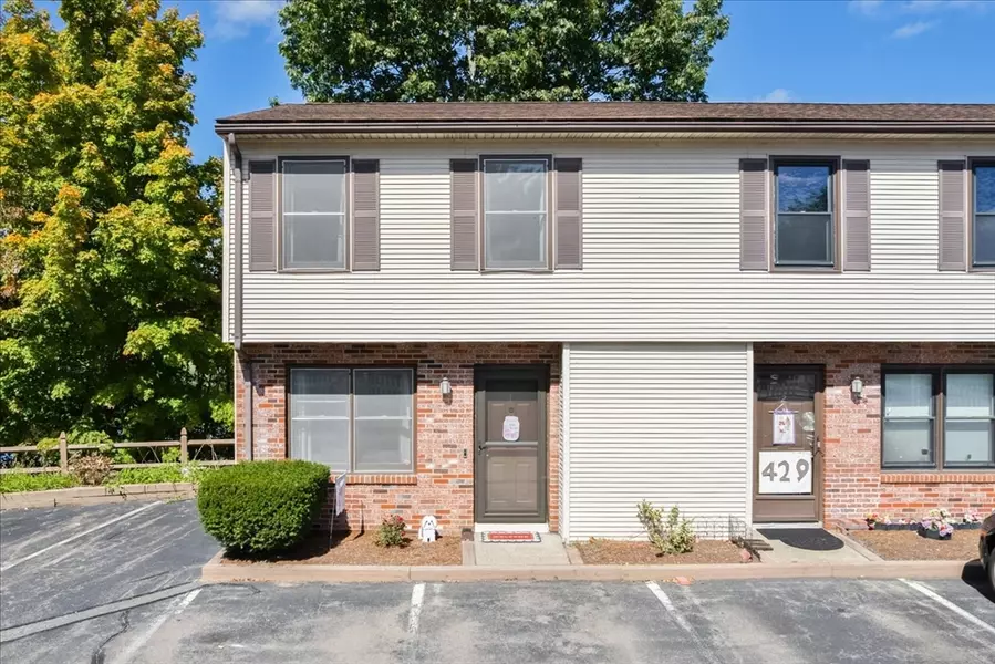 429 South Main #1, Attleboro, MA 02703