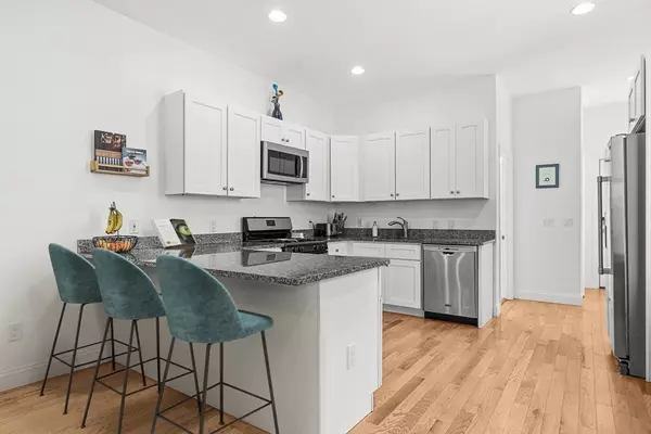 Waltham, MA 02453,659 Moody Street #2