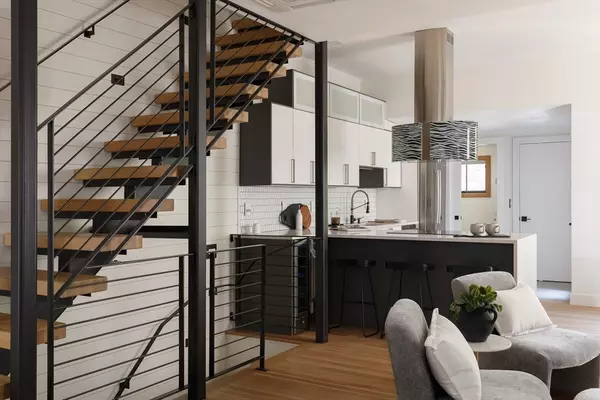 Cambridge, MA 02139,7 Lopez Street #7